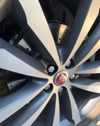 Jaguar F-Pace cena 117000 przebieg: 110000, rok produkcji 2018 z Wrocław małe 154